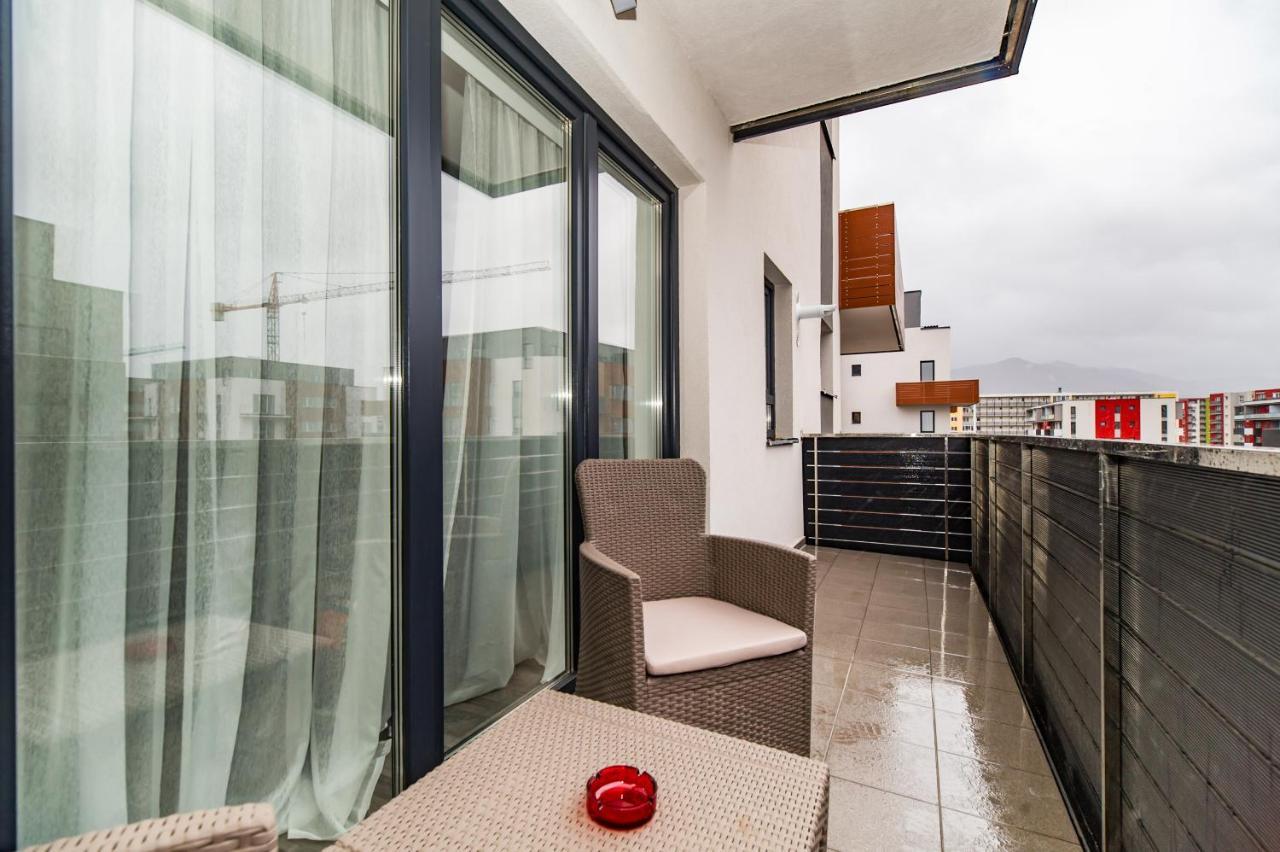 Apartament Smarald Braşov Exteriör bild