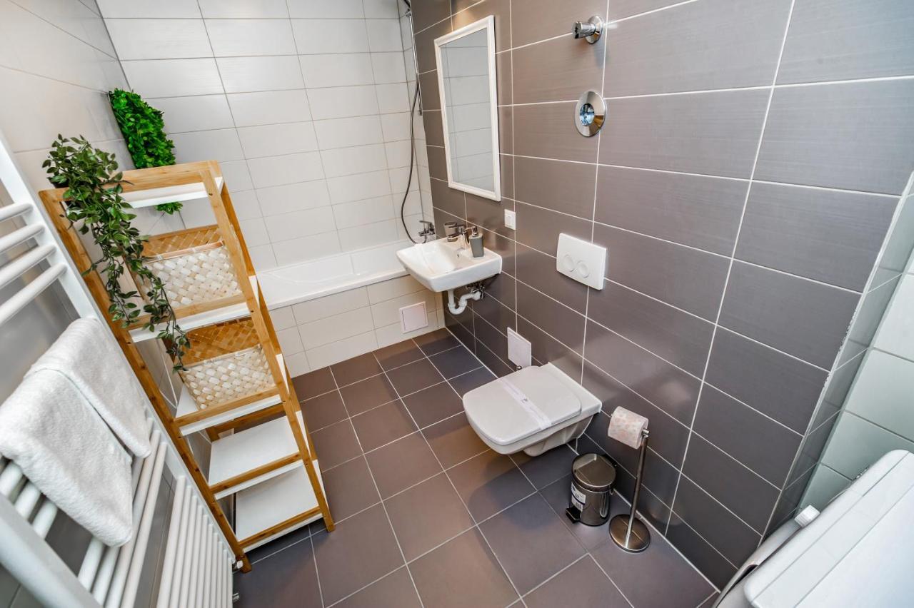 Apartament Smarald Braşov Exteriör bild